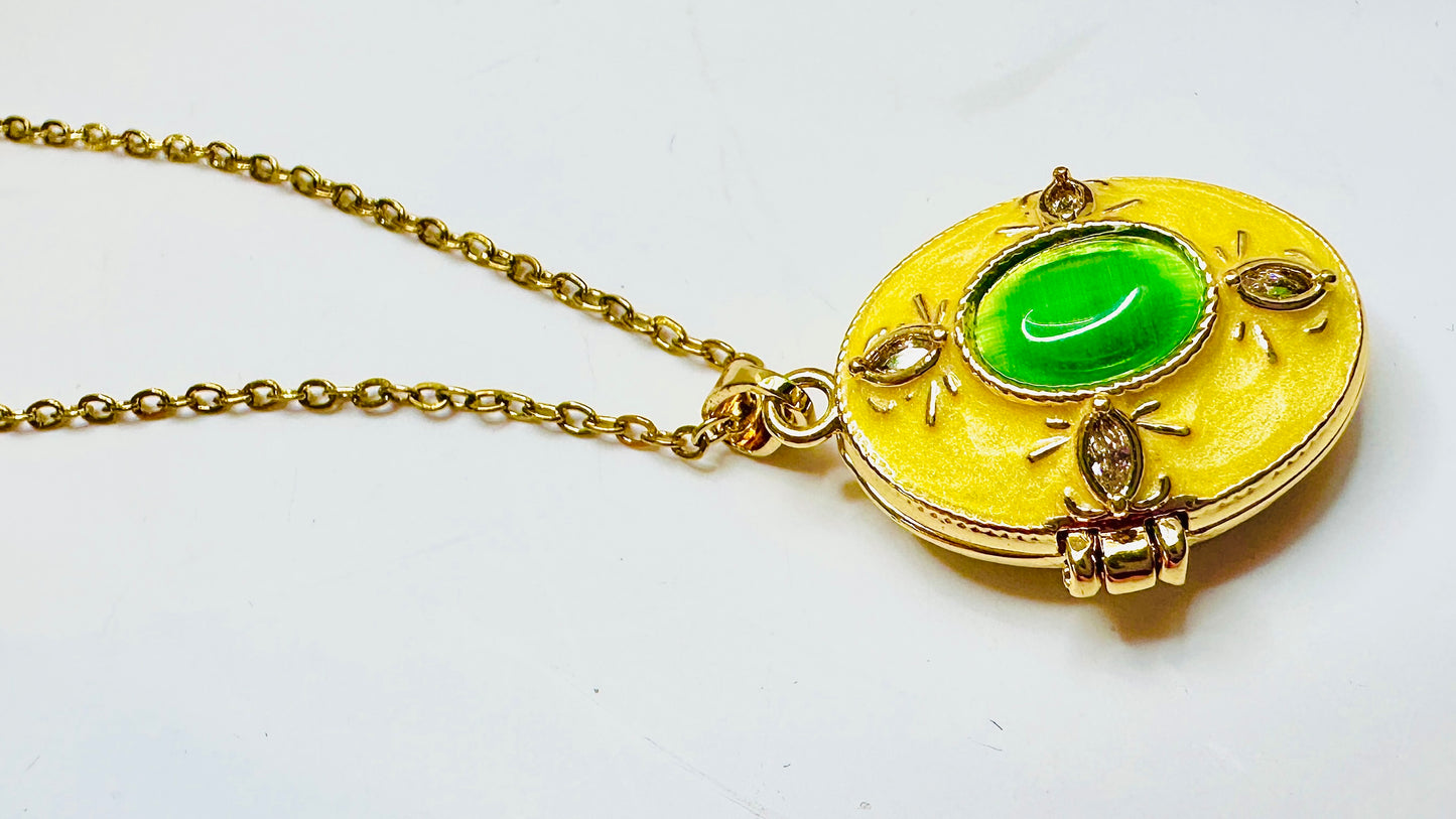 Emerald Glow Necklace
