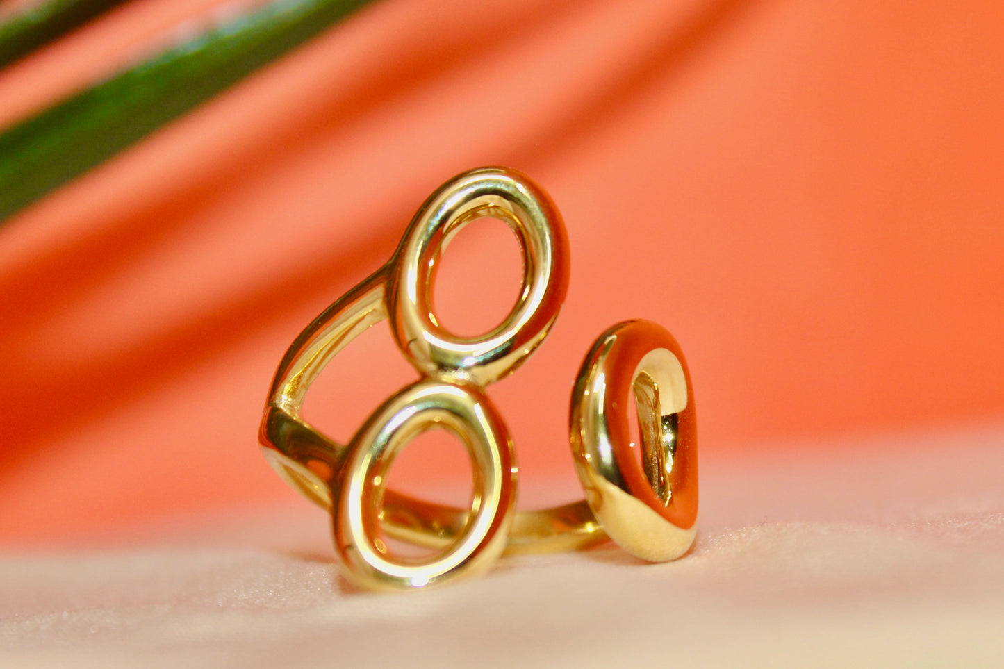 Open Loop Ring