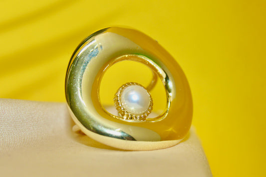 Golden Glow Pearl Ring