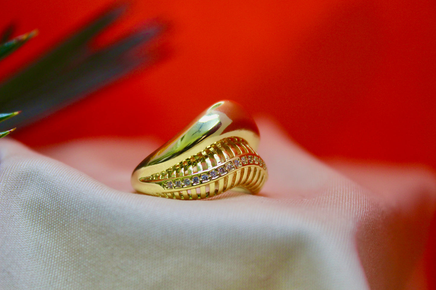 Golden Wave Luxe Ring