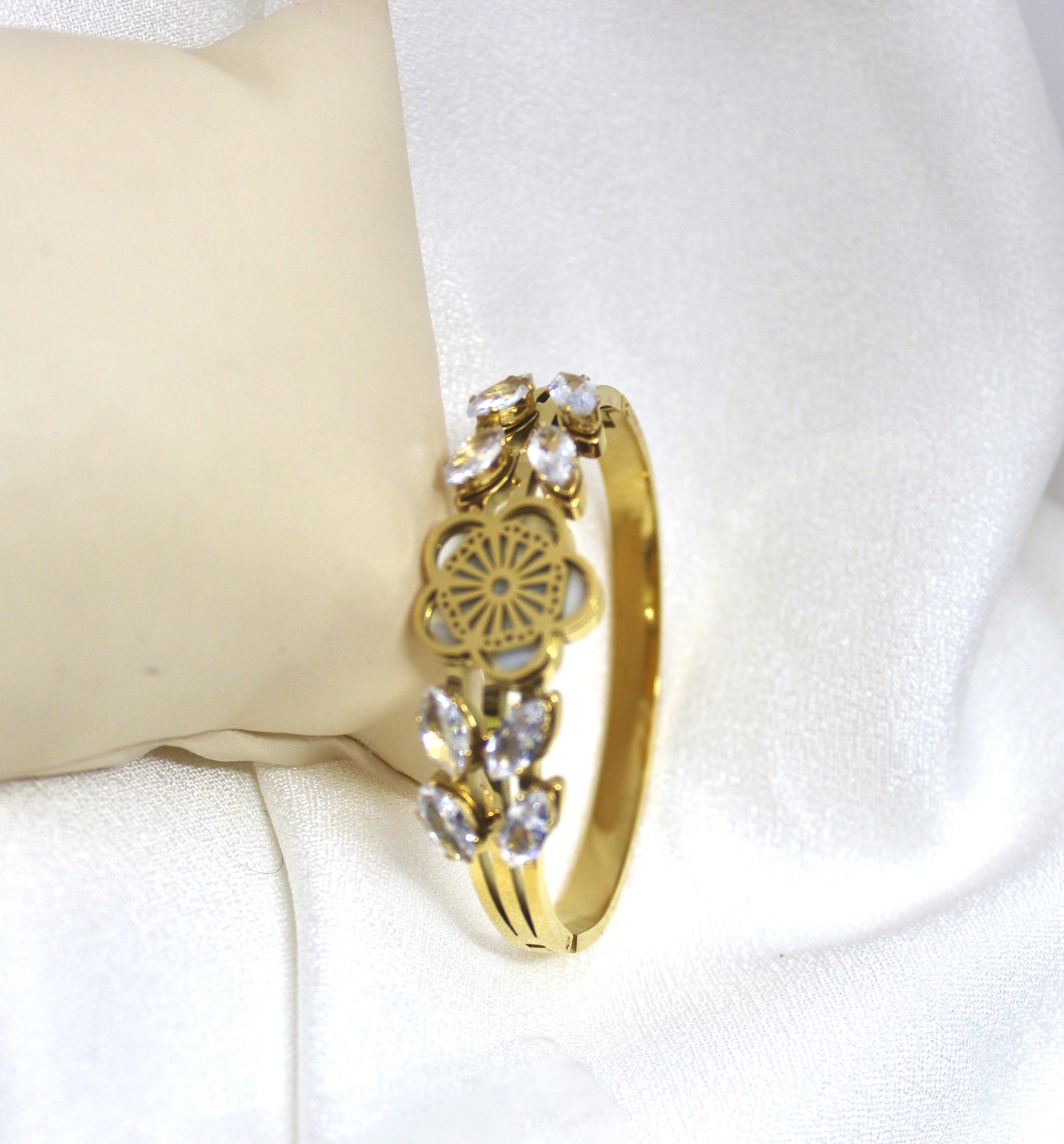 Floral Gold-Plated Baby Size Bracelet