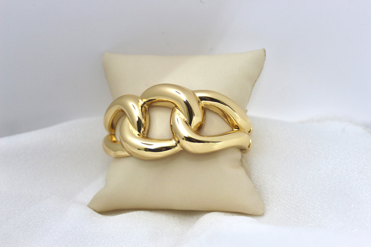 Bold Gold Chain Link Bangle