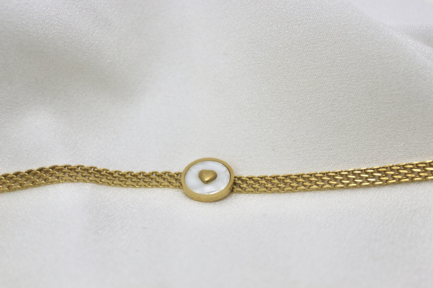 Mother of Pearl Heart Charm Bracelet