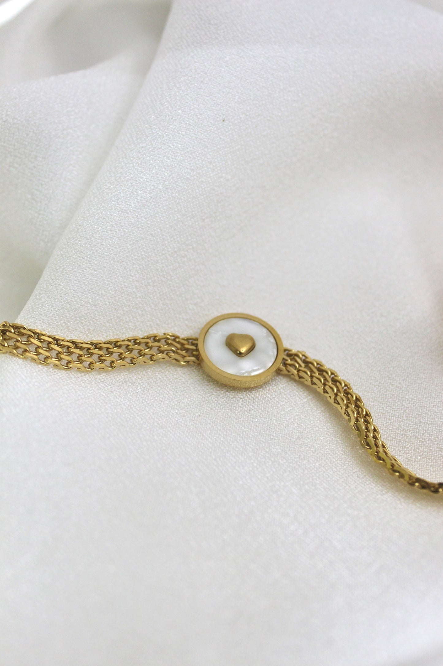 Mother of Pearl Heart Charm Bracelet