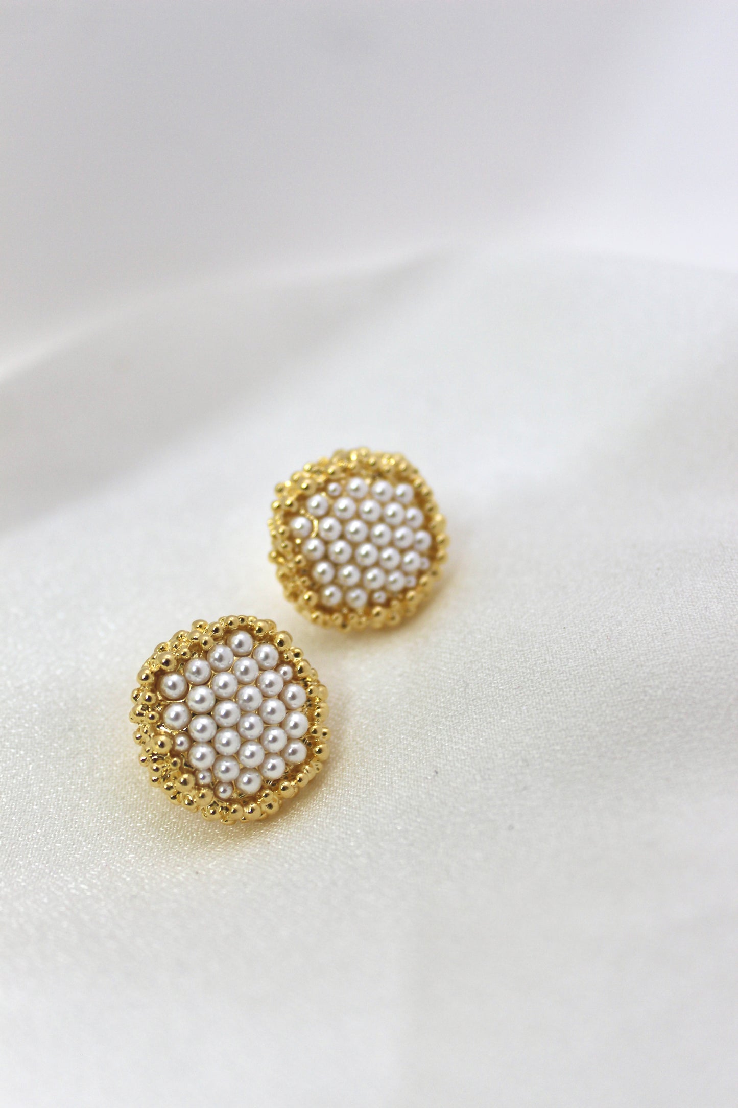 Pearl Cluster Stud Earrings