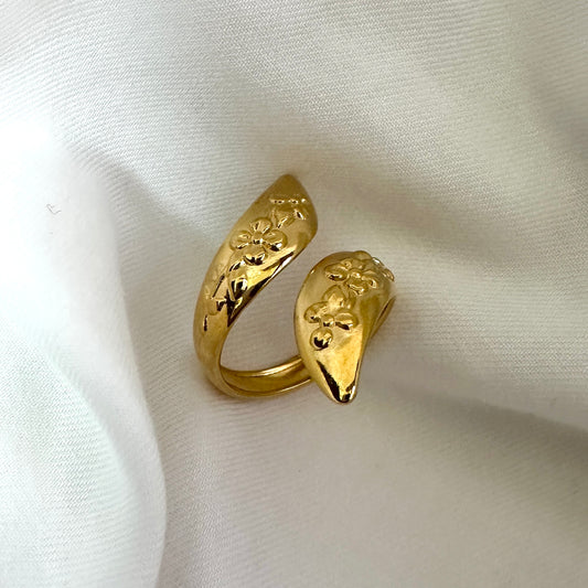 Kamal Rekha Ring