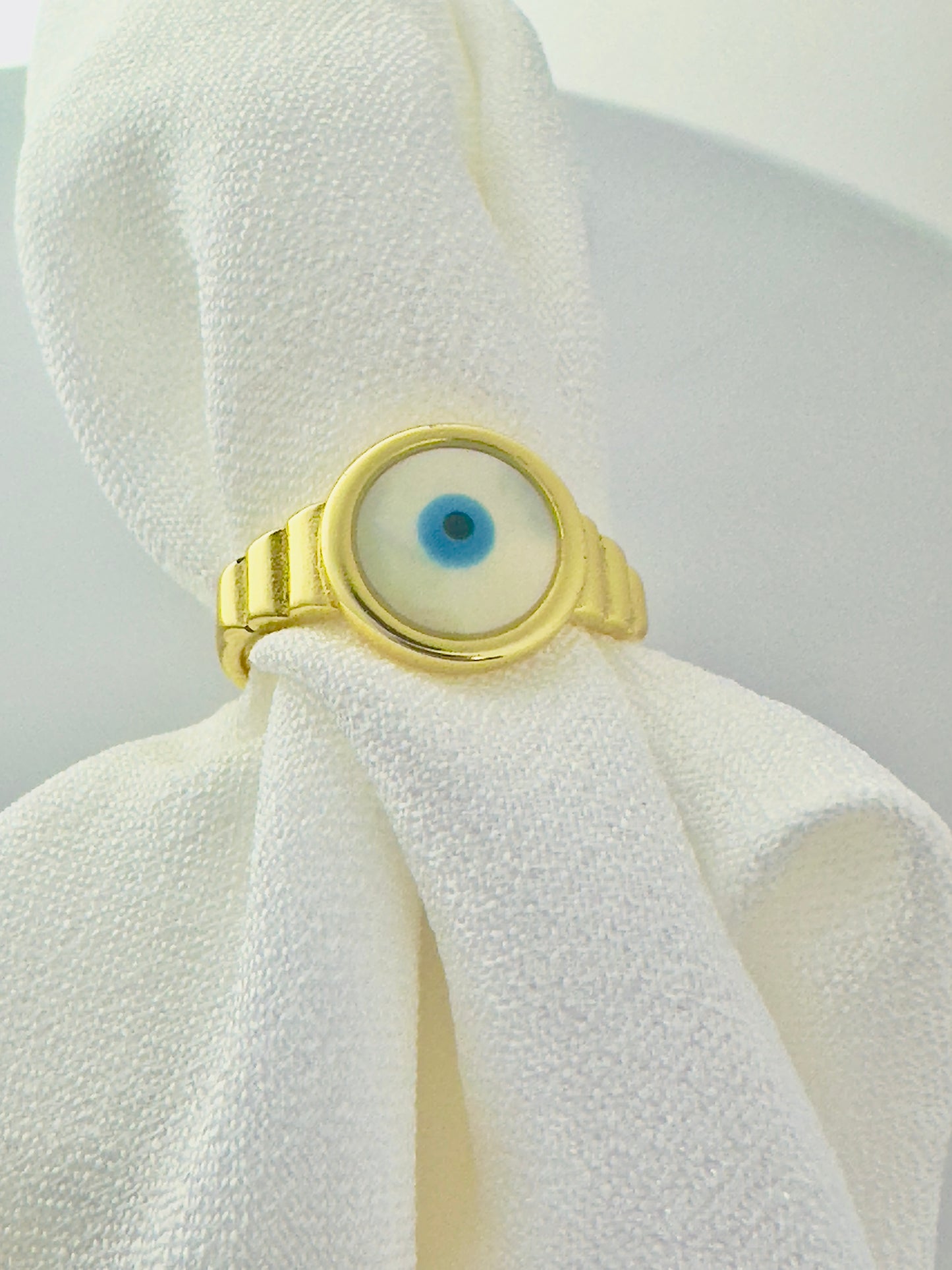Noor Eye Ring