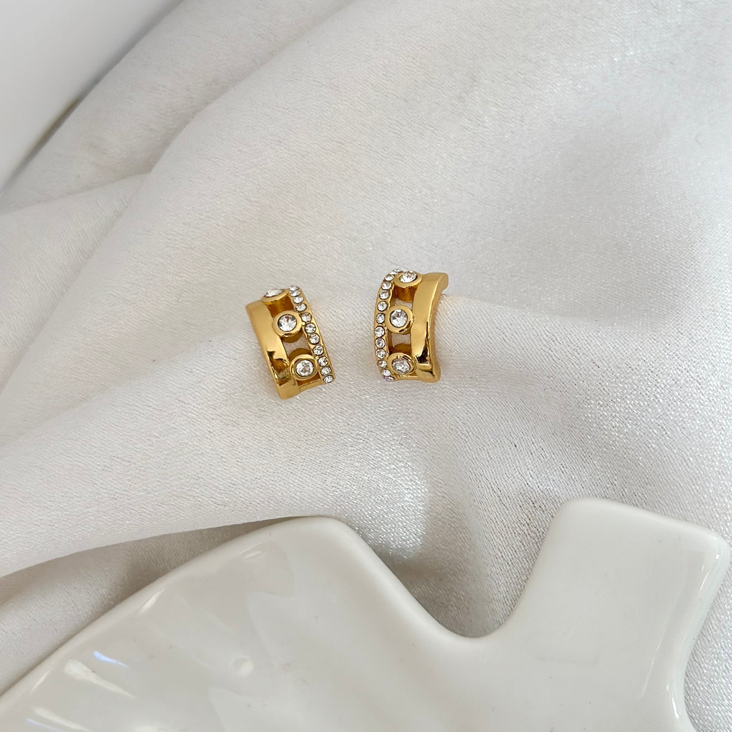 The Stellar Hoops