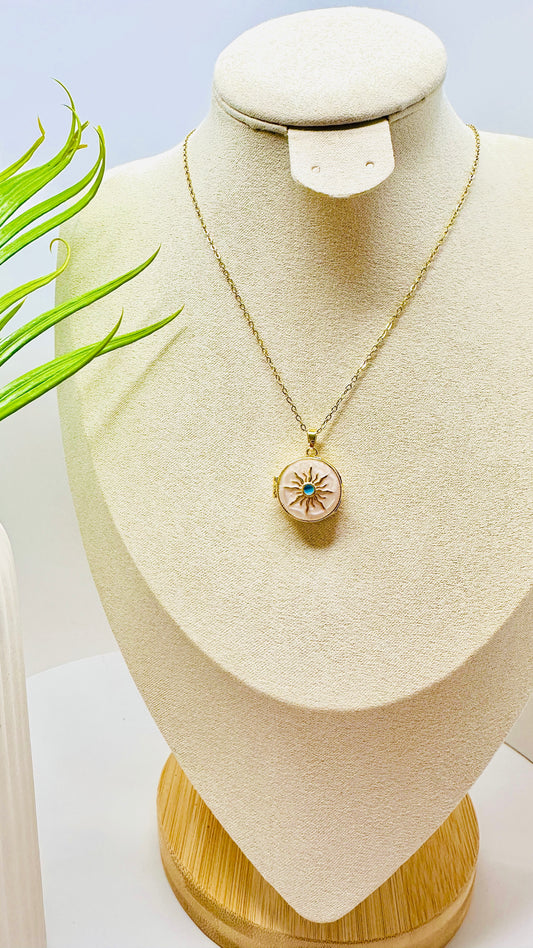 Sunburst White Necklace
