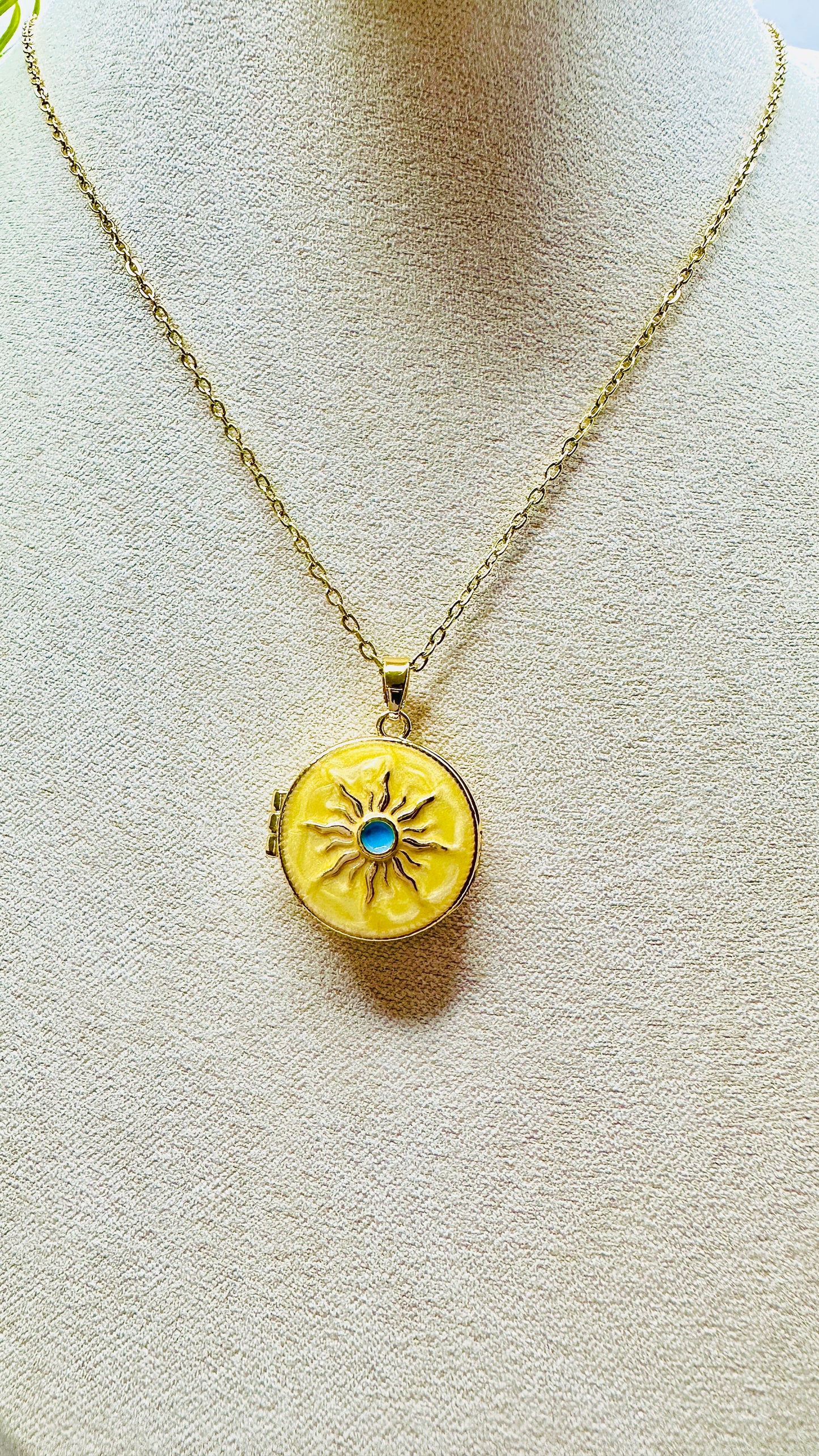 Sunburst Yellow Necklace