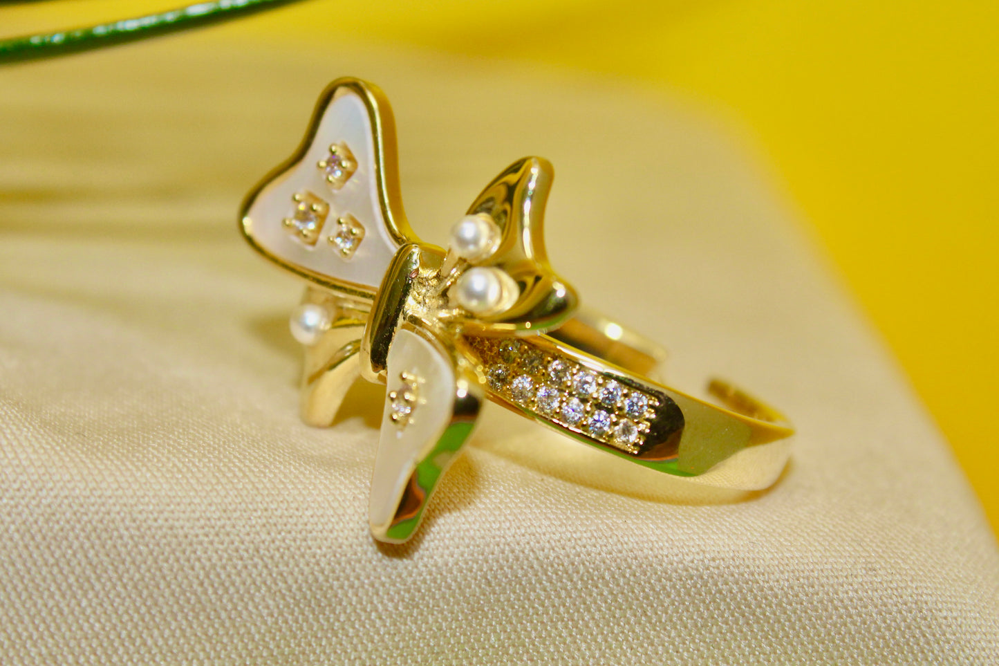 Pearl Bow Ring