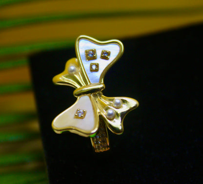 Pearl Bow Ring