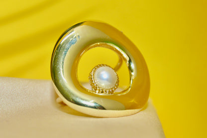 Golden Glow Pearl Ring