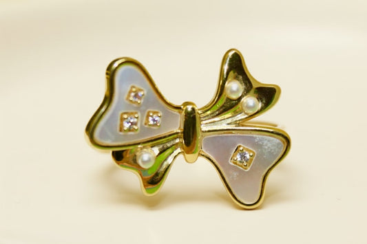 Pearl Bow Ring