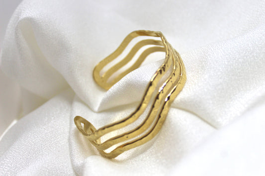 Triple Wave Textured Gold Bracelet