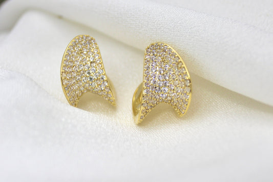 Sculpted Pavé Wave Stud Earrings
