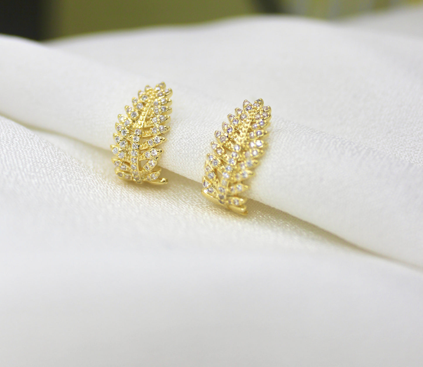 Sparkling Leaf Stud Earrings