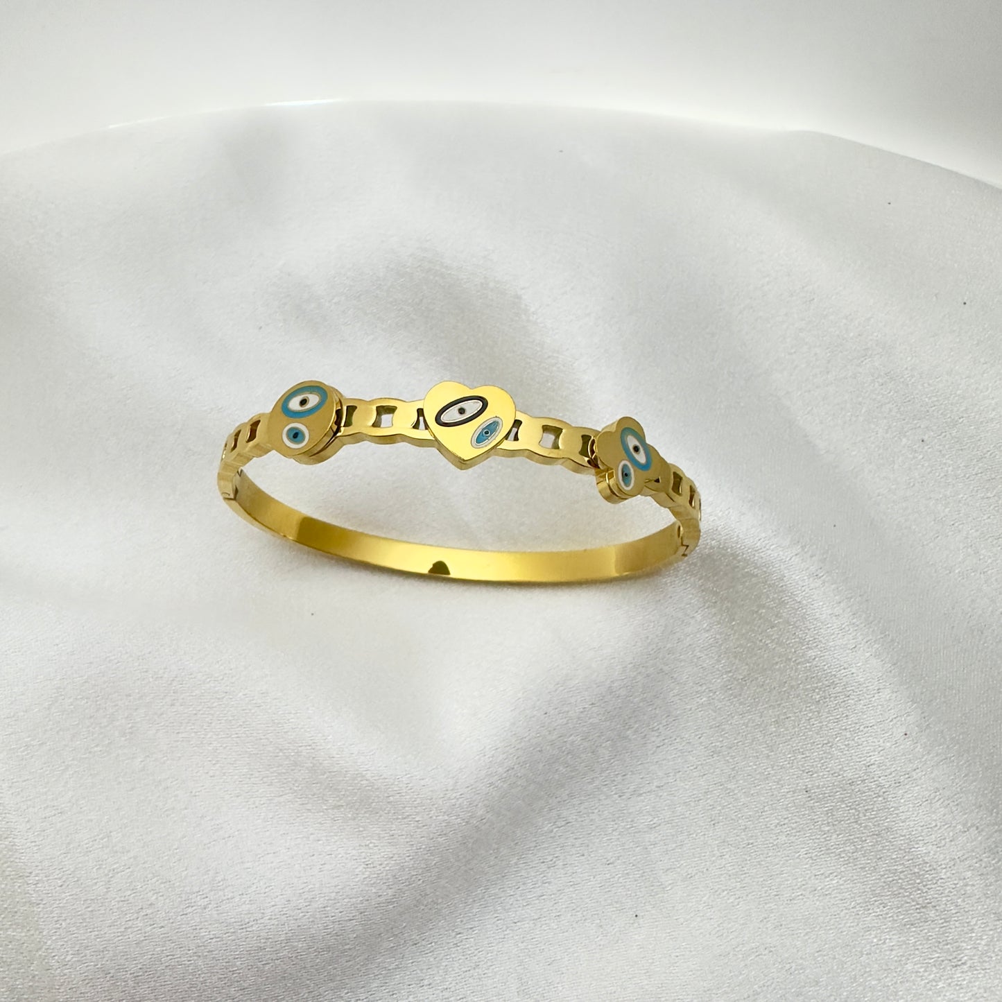 Evil Eye Heart Gold Cuff