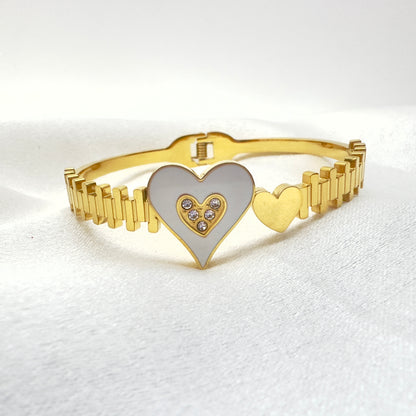 Amour White Heart Gold Cuff
