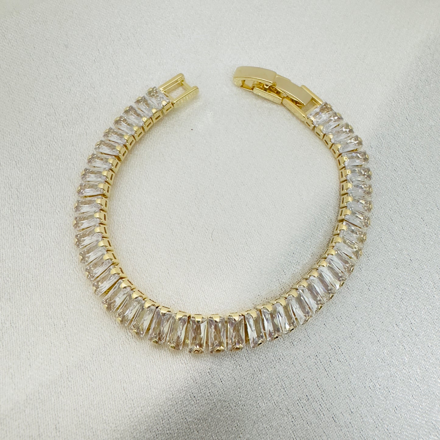 TENNIS BRACELET