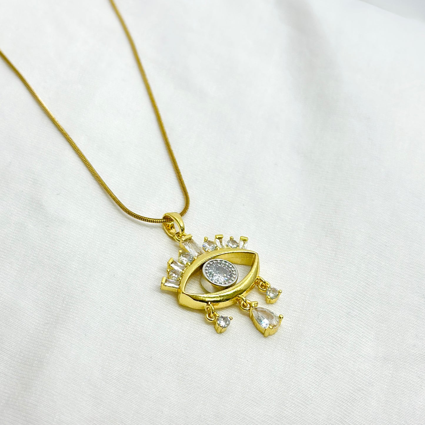 Eyez On You Necklace