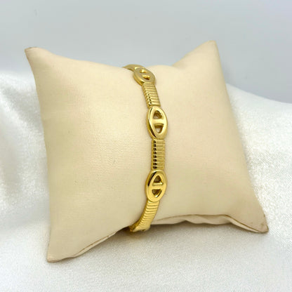 Minimal Gold Textured Bracelet