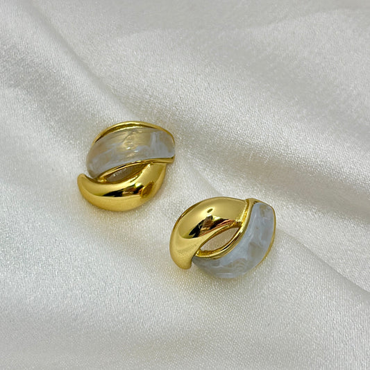 Ivory Swirl Studs