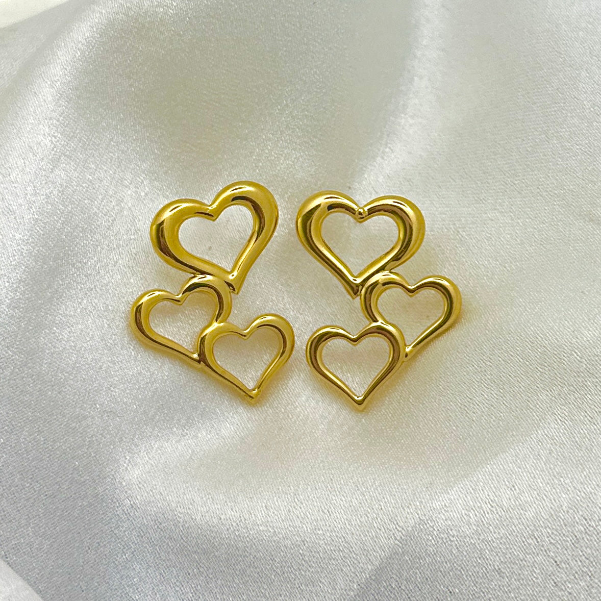 Golden Pulse Hearts
