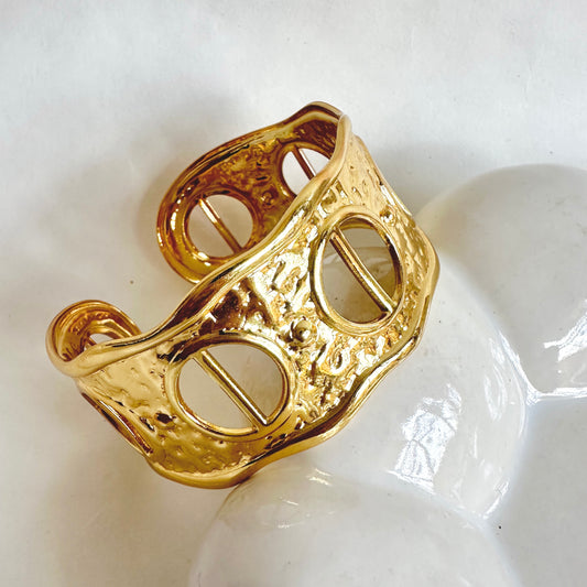 Akaar Cuff