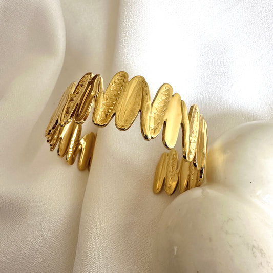 Lehar Cuff