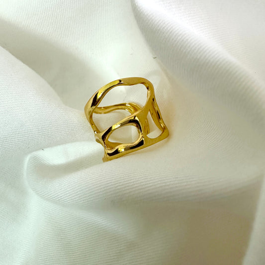 Rekha Aakar Ring