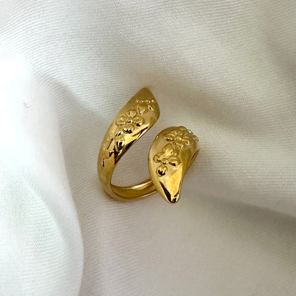 Kamal Rekha Ring
