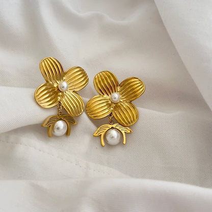 Swarna Pushp Hoops