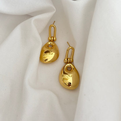 Sona Boond Hoops