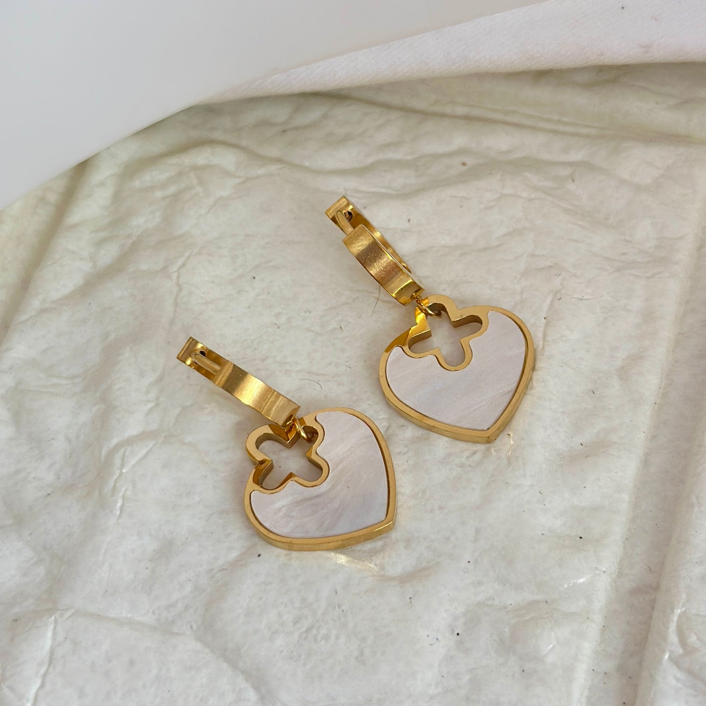 Heart Shell Drop Earrings