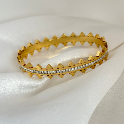 Pyramid Crystal Bracelet