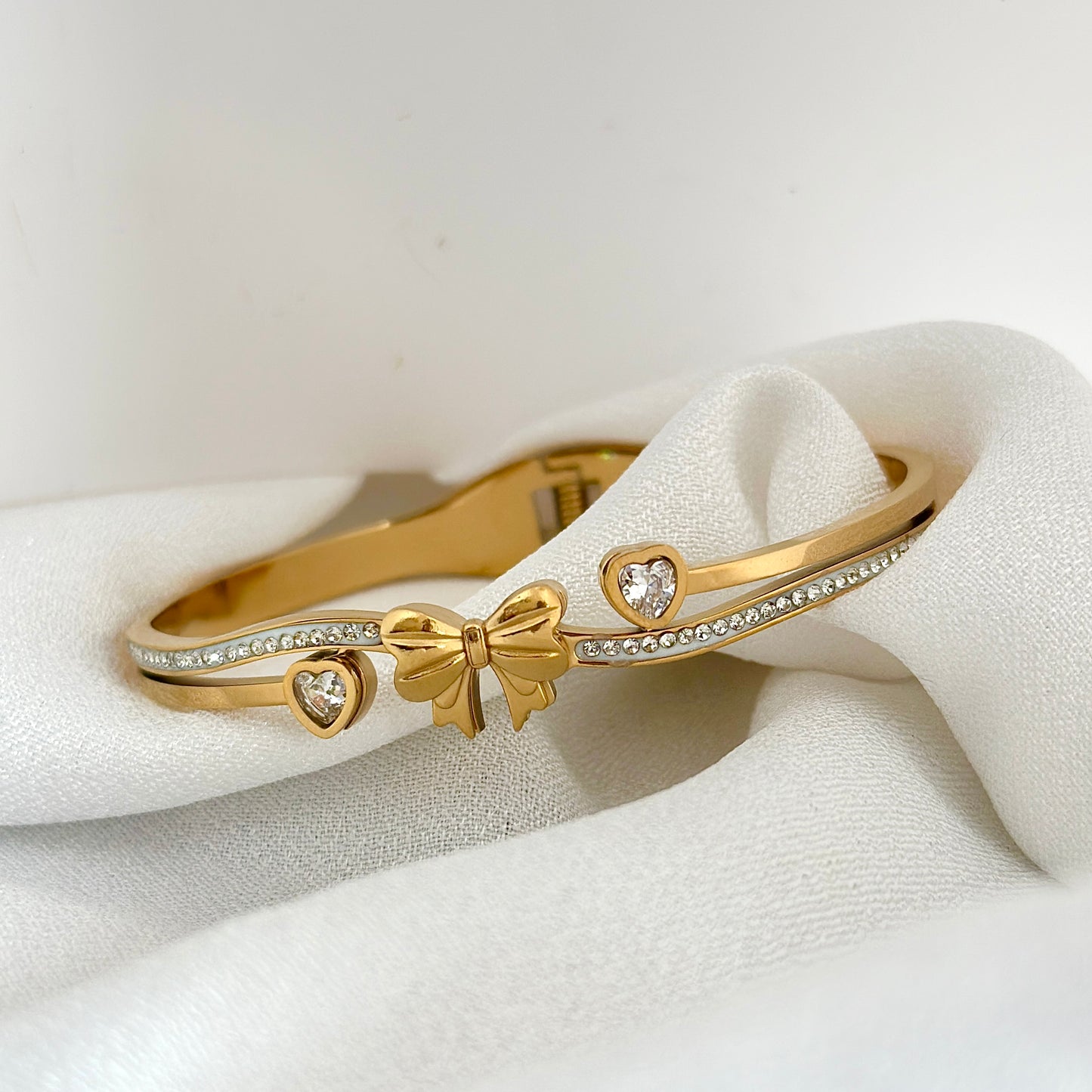 Bow Bracelet