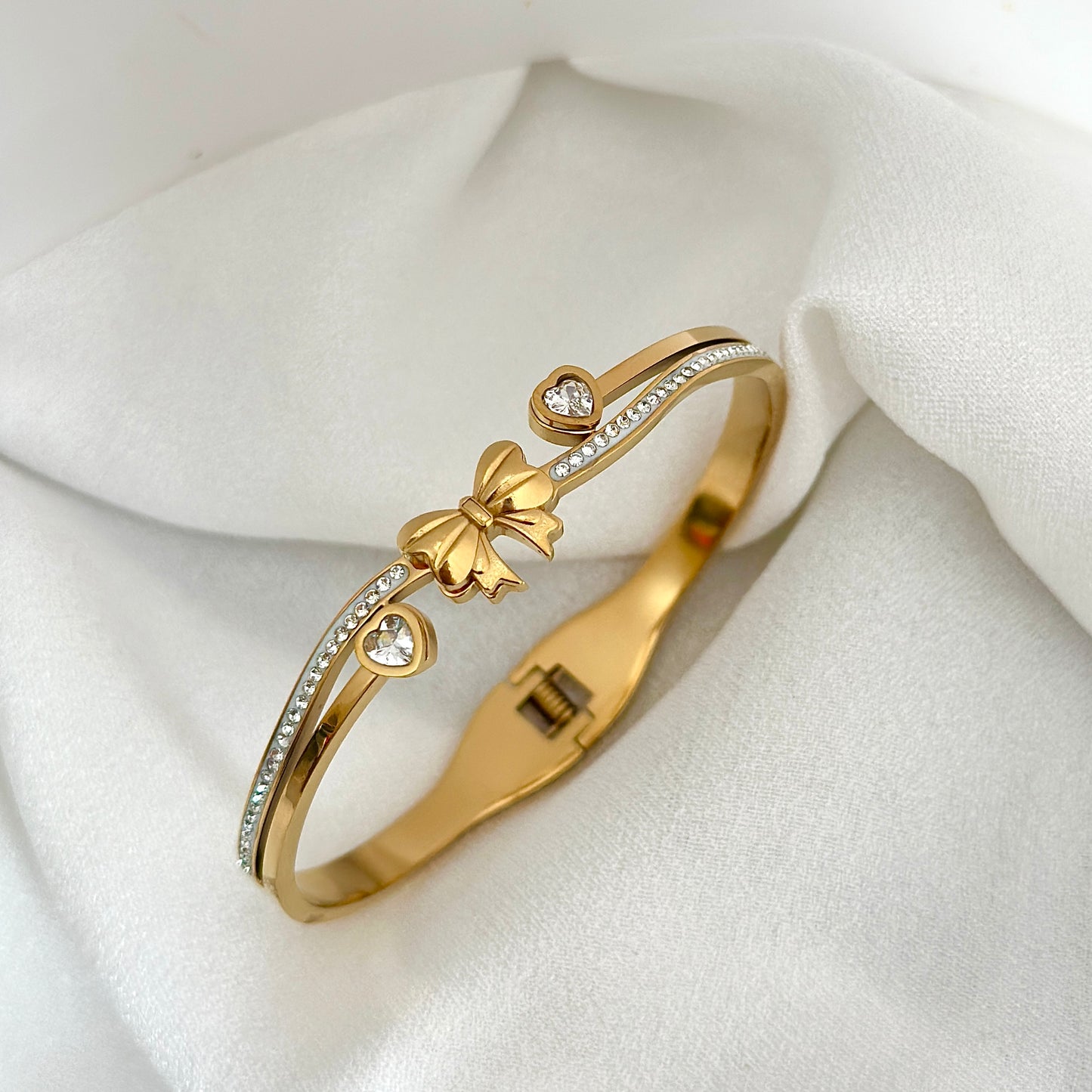 Bow Bracelet