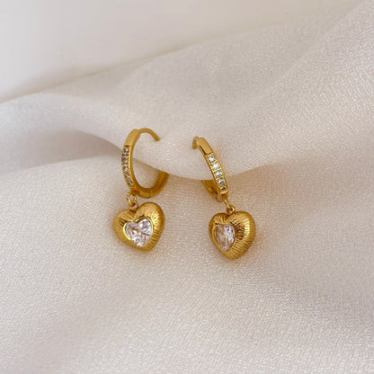 Dilruba Heart Hoops