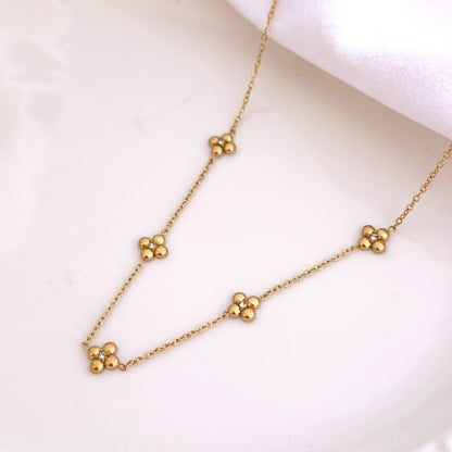 Daisy Charm Necklace