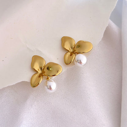 Bloom Pearl Earrings