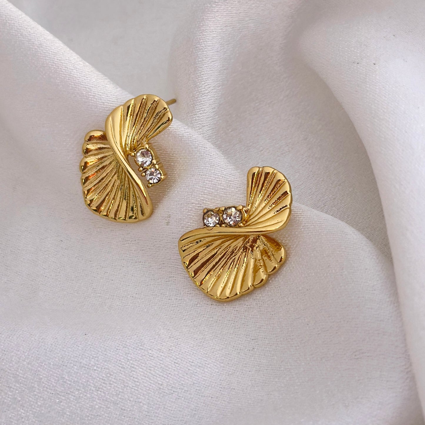 Shell Spark Earrings