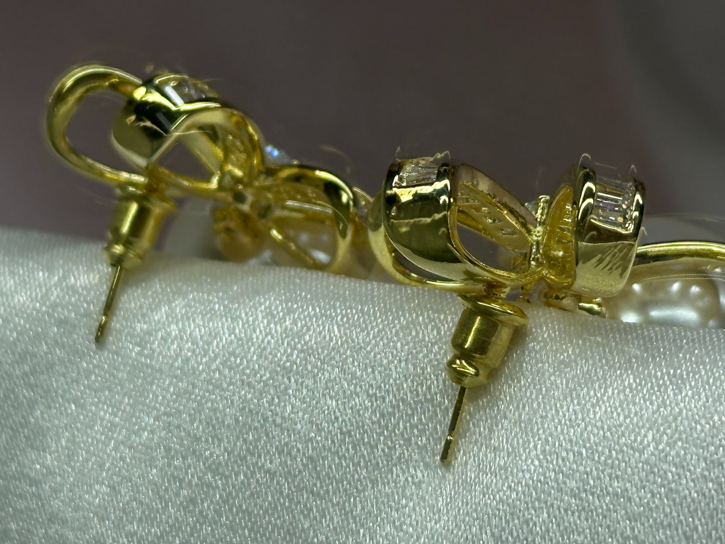 Golden Grace Bows
