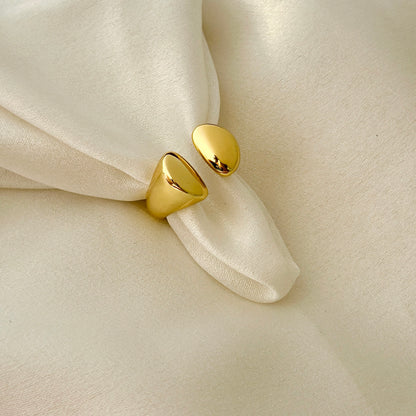 Dual Dome Ring