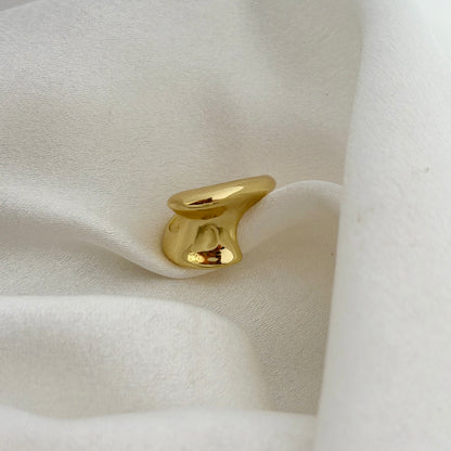 Abstract Wave Ring