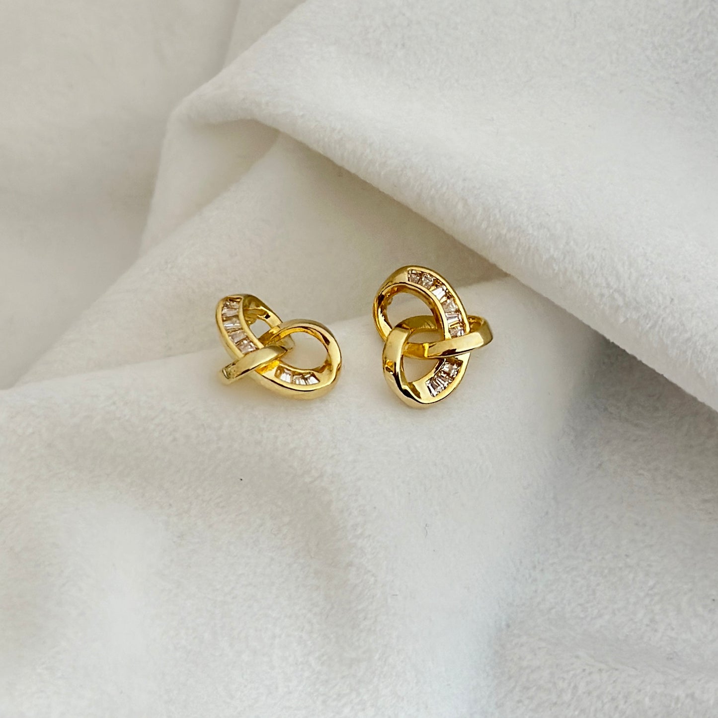 Crystal Knot Studs