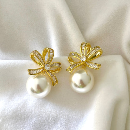 Golden Grace Bows