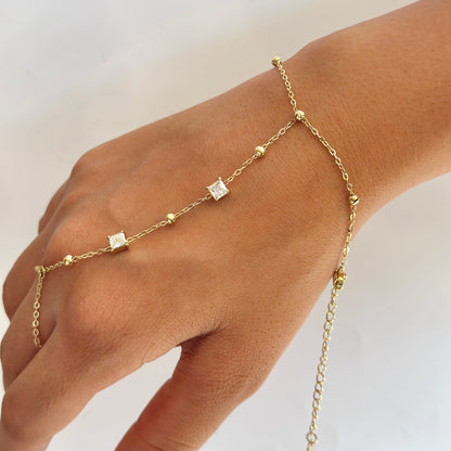 Geometric Crystal Hand Chain