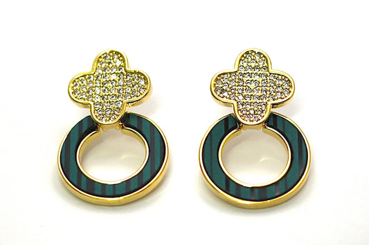 Dazzle Pop Studs