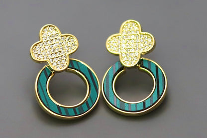 Dazzle Pop Studs